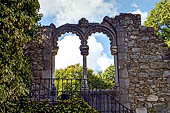 Evora - Giardino pubblico, folly di rovine.